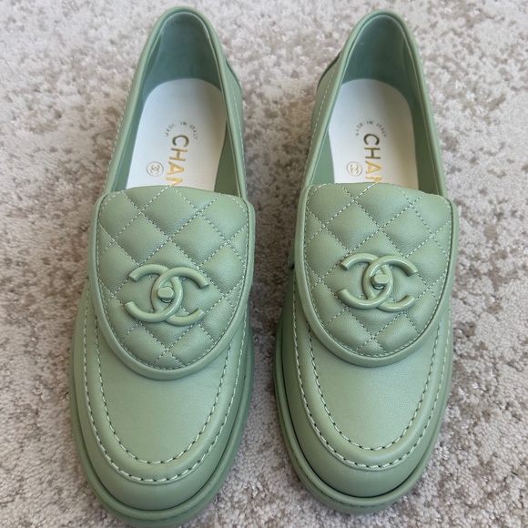 CHANEL Shoes - Chanel CC Turnlock Moccasins Loafers - Mint Green BNIB Size 38